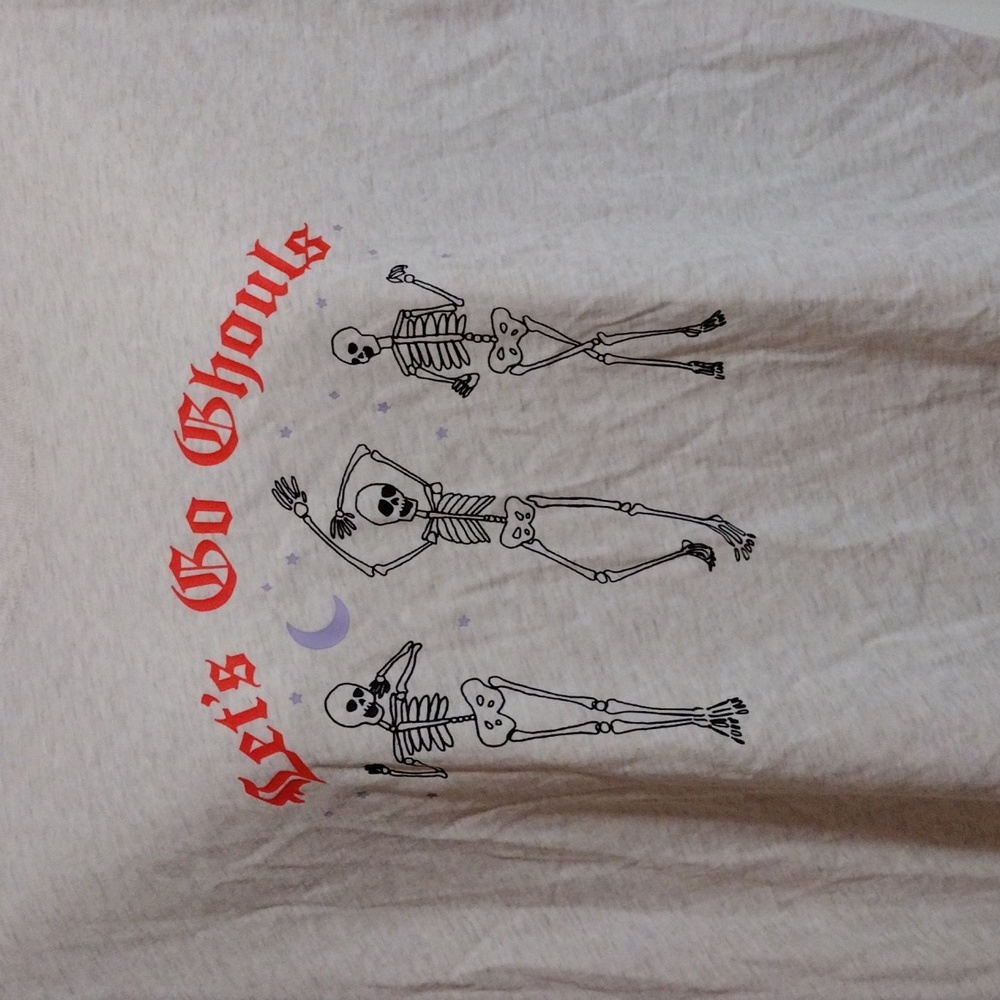 PINK Victoria's Secret "Let's Go Ghouls" Campus Tee XS 🆕 - Picture 4 of 7